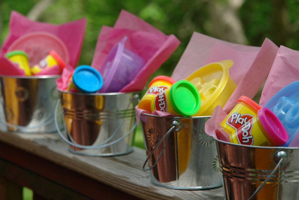 Kids Party Gift Bag Ideas
 Happy Birthday 32 Kids Goo Bags That Are Actually