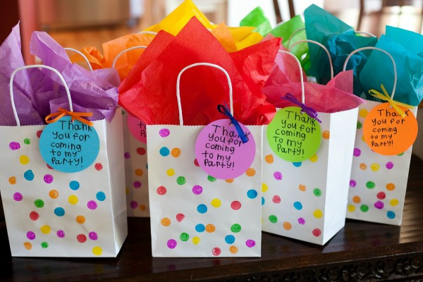 Kids Party Gift Bag Ideas
 Cool And Creative Birthday Return Gift Ideas For Kids