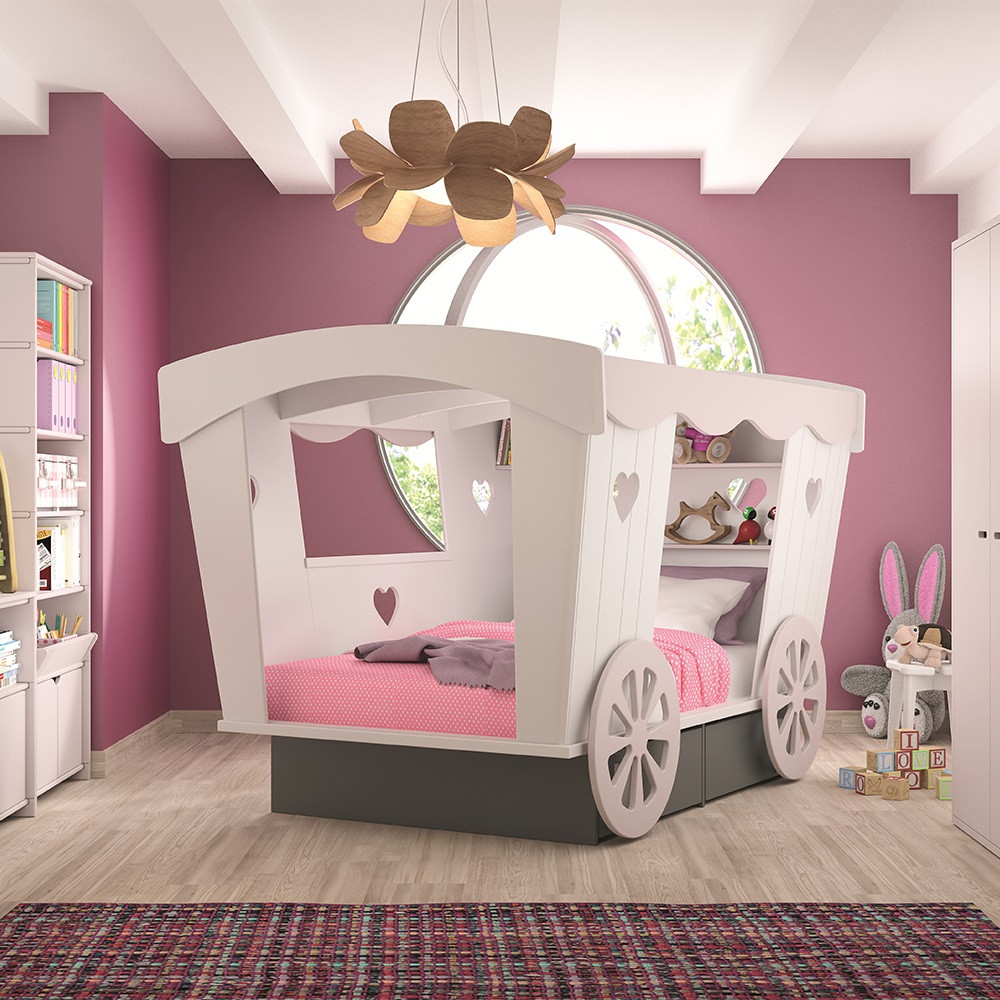 Kids Princess Room
 Kids Princess Carriage Bed