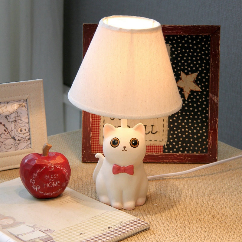 Kids Table Lamp
 Cute Lovely Handmade Resin Cat Led E14 Table Lamp For