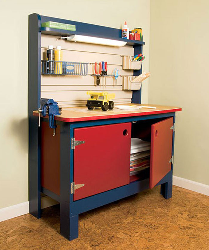 Kids Work Table
 Build This Kid Sized Workbench For Your DIY Child