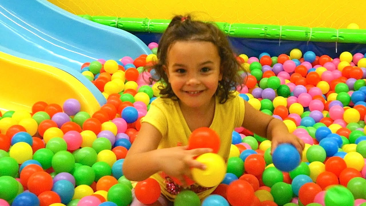 Kidsplay Indoor Fun
 Indoor Playground Family Fun for Kids Funderdome Indoor