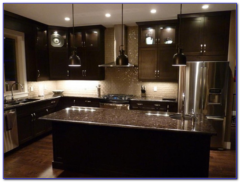 Kitchen Backsplash Ideas Dark Cabinets
 Kitchen Stunning Backsplash Dark Cabinets Quartz With