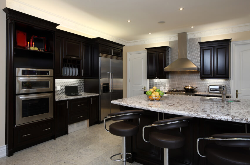 Kitchen Backsplash Ideas Dark Cabinets
 40 Magnificent Kitchen Designs With Dark Cabinets