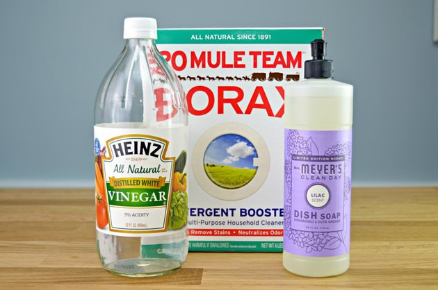 Kitchen Cabinet Cleaner
 Easy to Make Homemade Kitchen Cabinet Cleaner