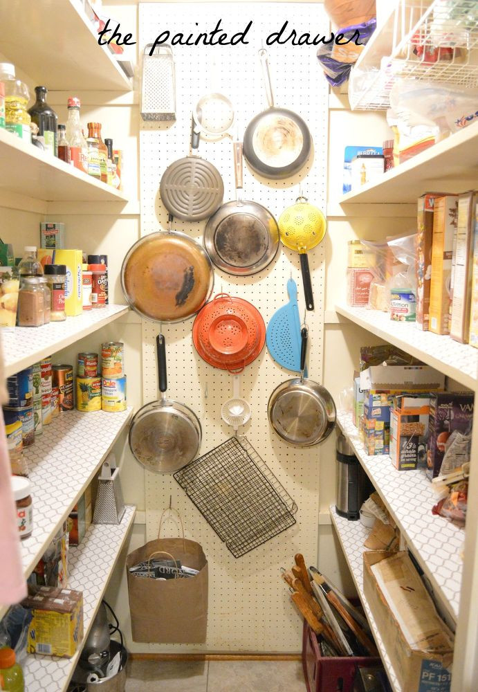 Kitchen Closet Organizers
 10 Things Pro Organizers Keep In Their Pantry All Year