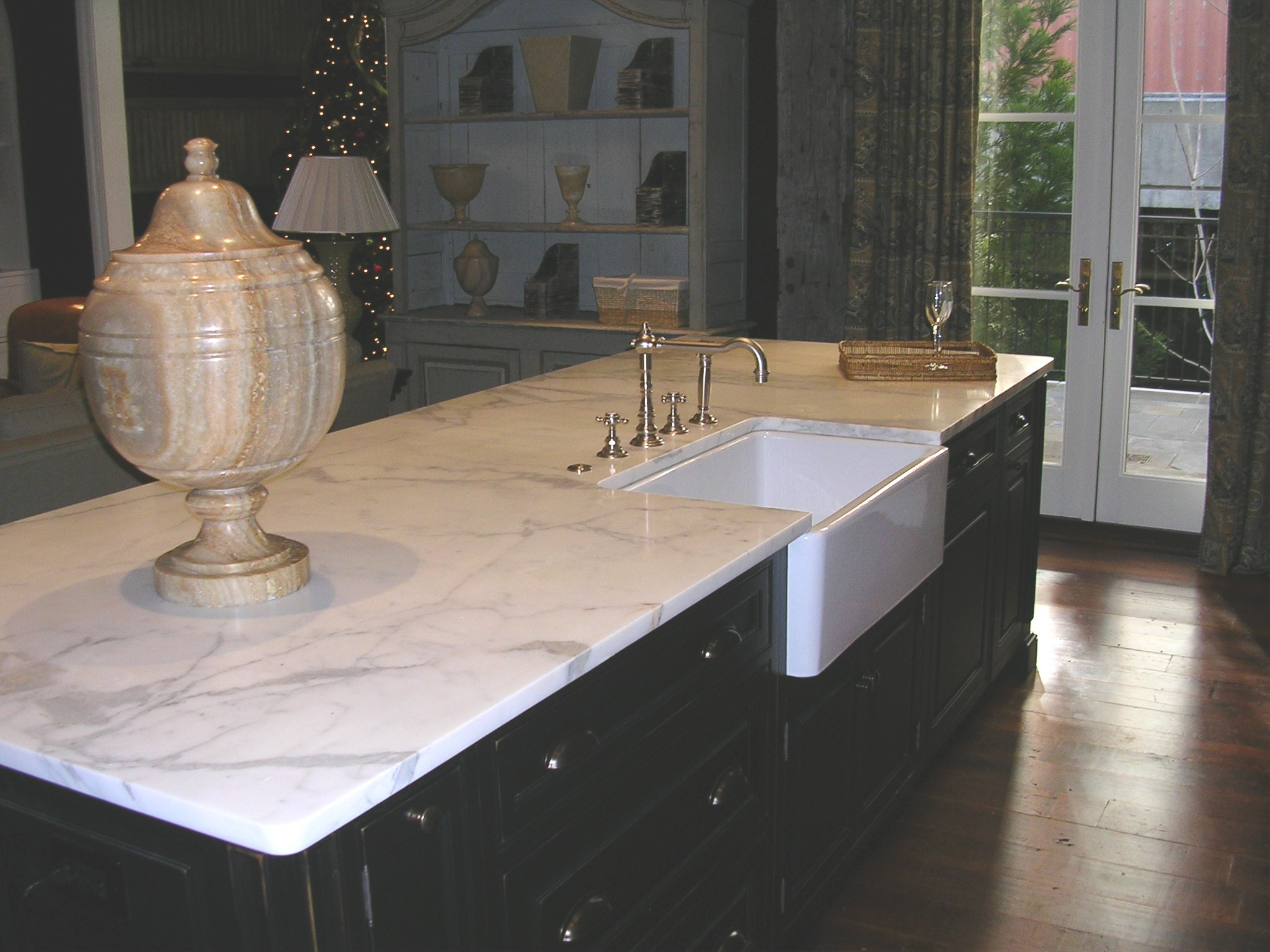 Kitchen Counter Stone
 Quartzite vs Marble