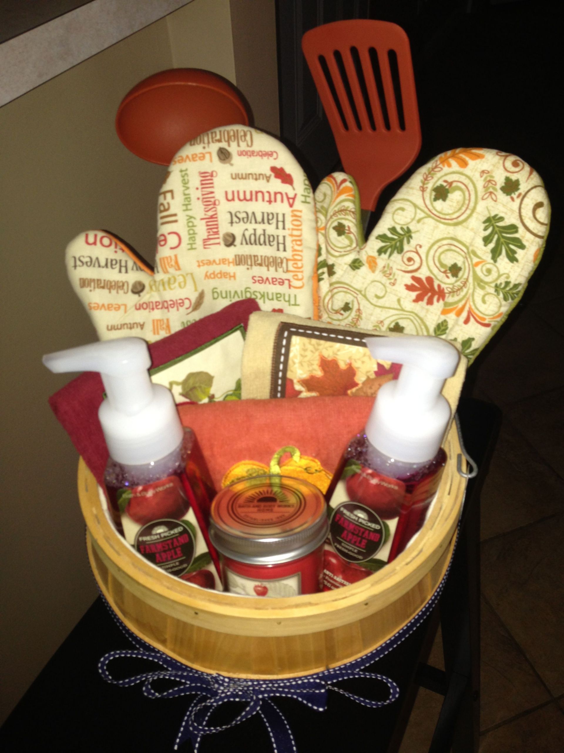 Kitchen Gift Baskets Ideas
 Housewarming t
