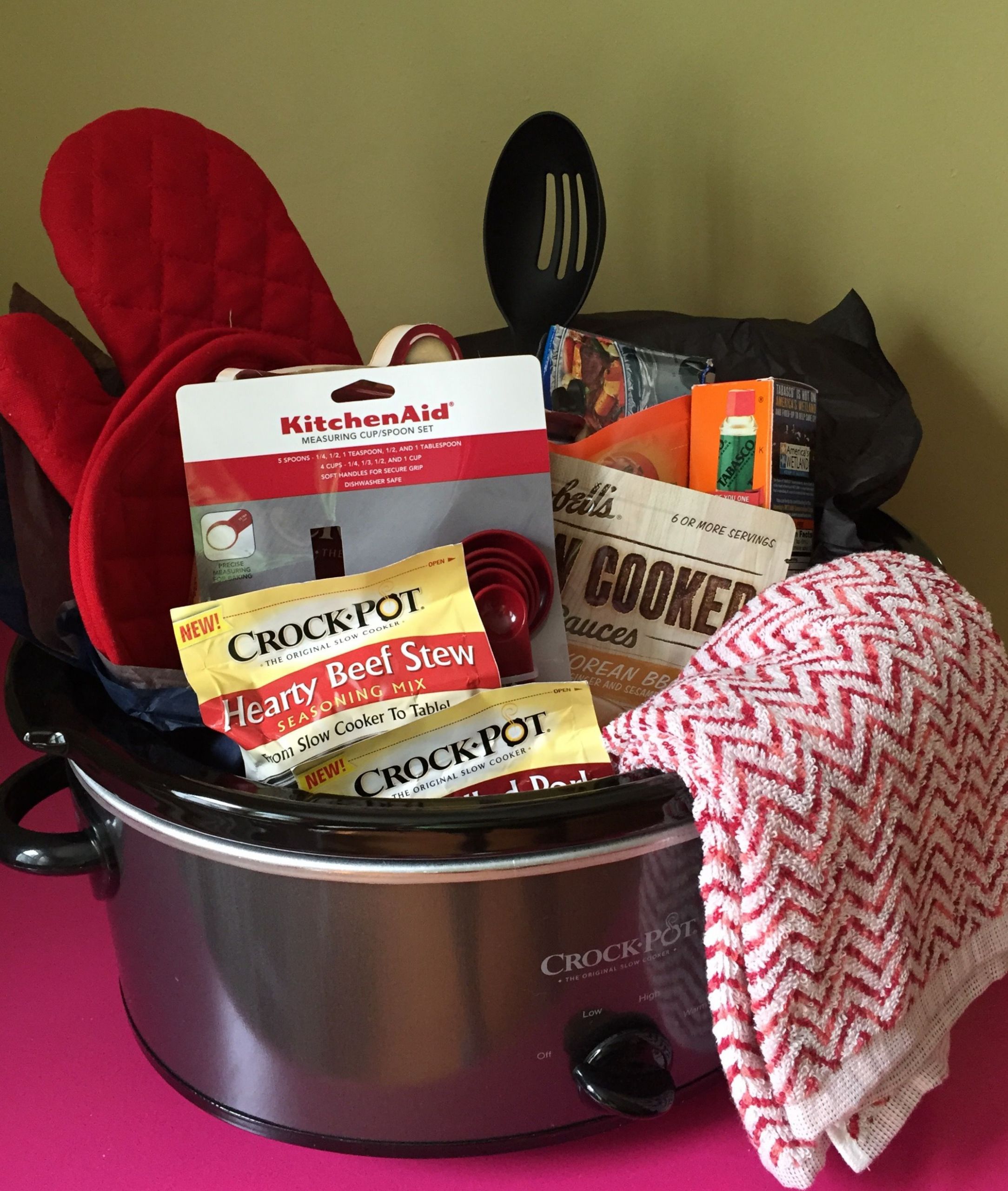 Kitchen Gift Baskets Ideas
 Crock Pot Gift Basket