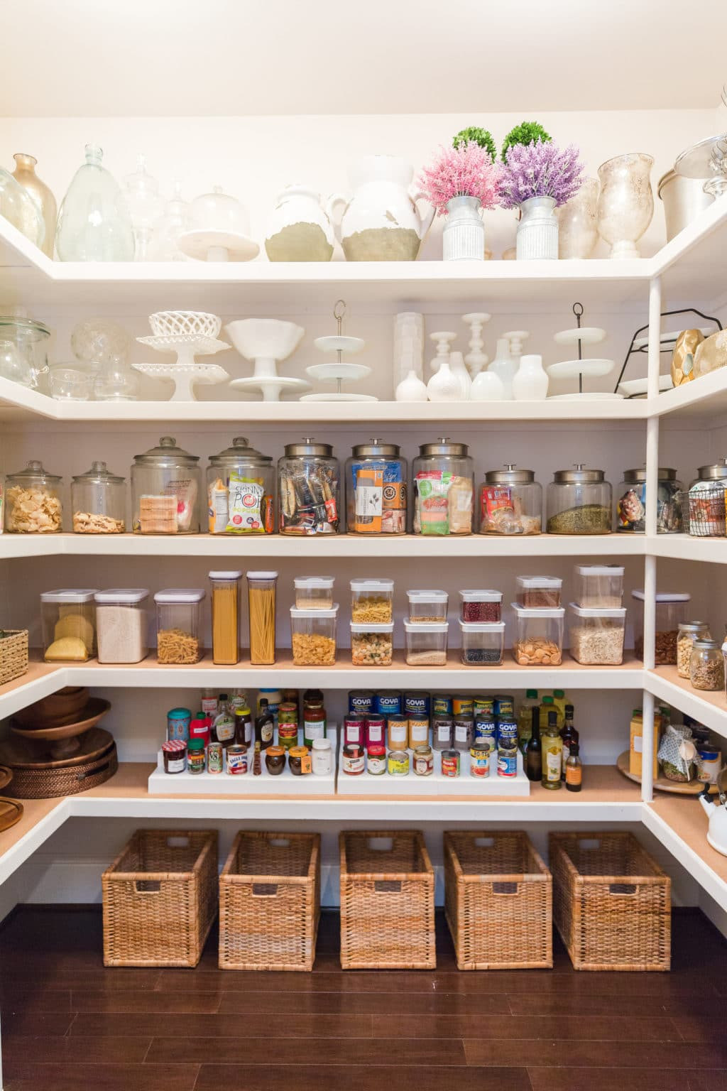 Kitchen Pantry Organizing Ideas
 10 Clever Ways to Keep an Organized Pantry