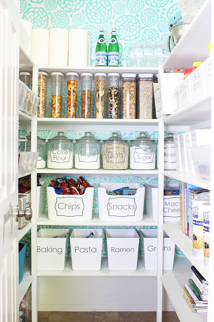 Kitchen Pantry Organizing Ideas
 5 Tips for a Gorgeous and Organized Pantry