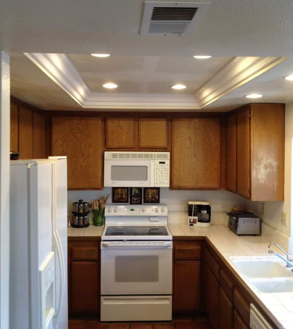 Kitchen Recessed Lighting Layout
 Small Kitchen Illuminated With Recessed Tray Ceiling