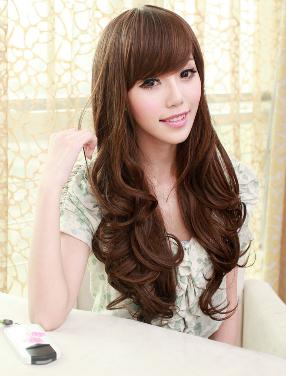 Korean Long Hairstyle
 Simple But Still Stunning Long Wavy Hairstyles