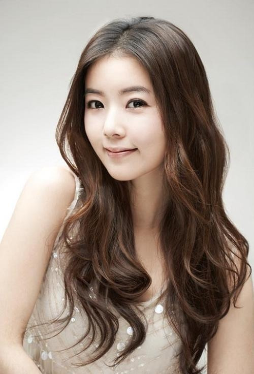 Korean Long Hairstyle
 2019 Latest Korean Women Hairstyles For Long Hair