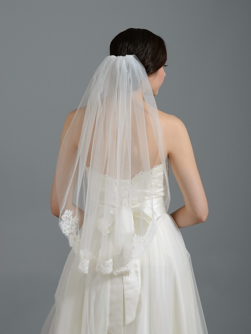Lace Wedding Veils
 Ivory short elbow alencon lace wedding veil V050