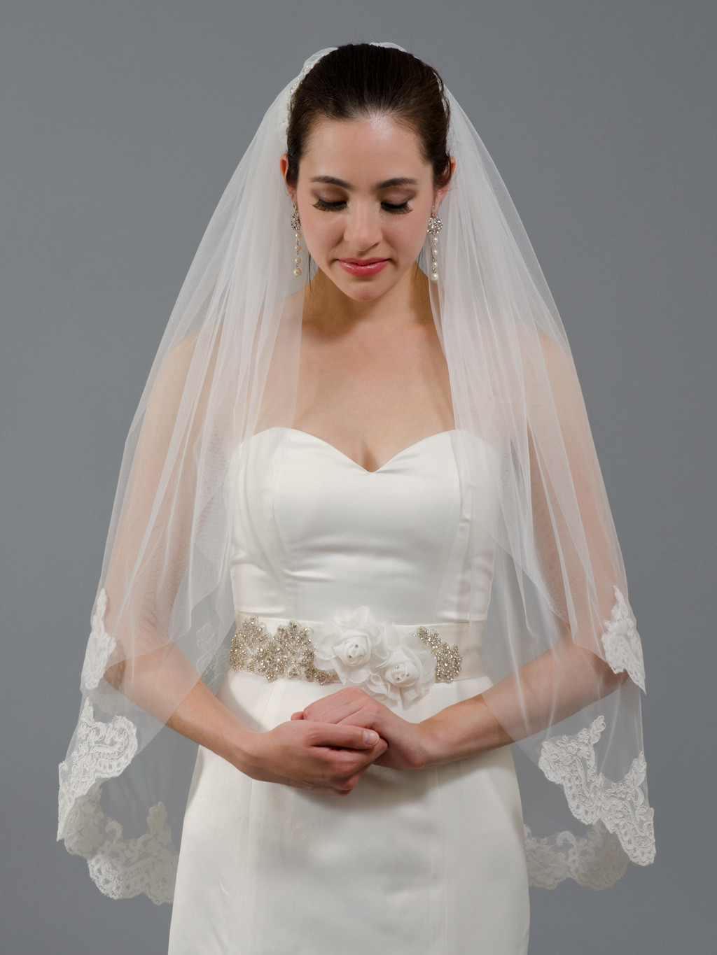 Lace Wedding Veils
 2 tier ivory elbow alencon lace wedding veil V041