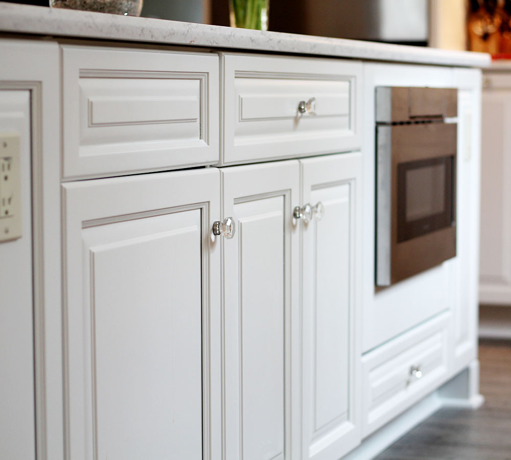 Lacquered Kitchen Cabinets
 Fine Finish White Tinted Lacquer Cabinets Ideas