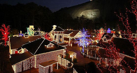 Lake Lanier Christmas Lighting
 Atlanta Holiday Light Tours & Limousine Packages