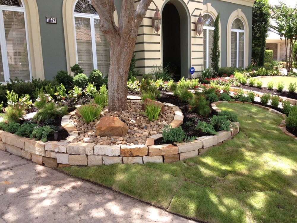 Landscape Design Houston
 Residential Customers house in Royal Oaks flower beds