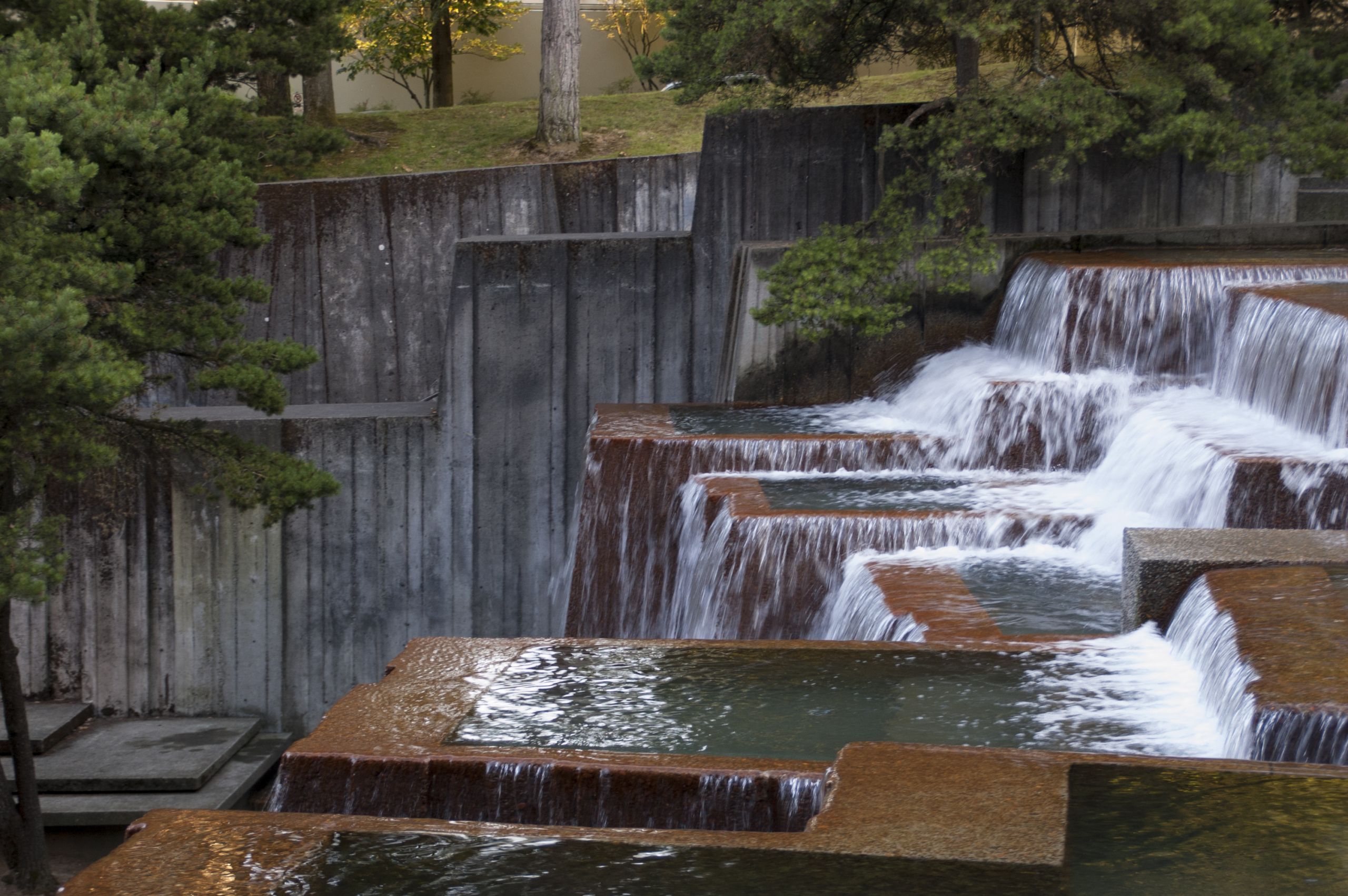 Landscape Fountain Architecture
 WHAT A BIG FOUNTAIN COSTS