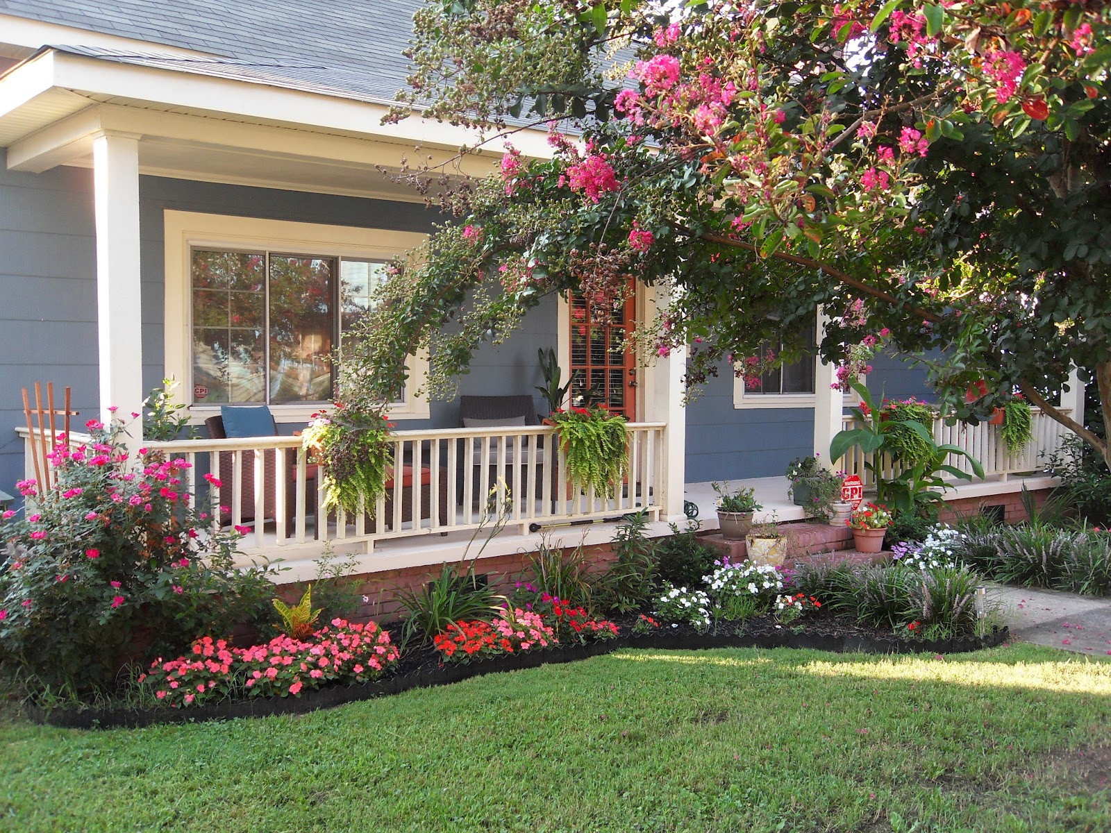 Landscape Front Of House
 Front Yard Design for Ranch Style Homes – HomesFeed