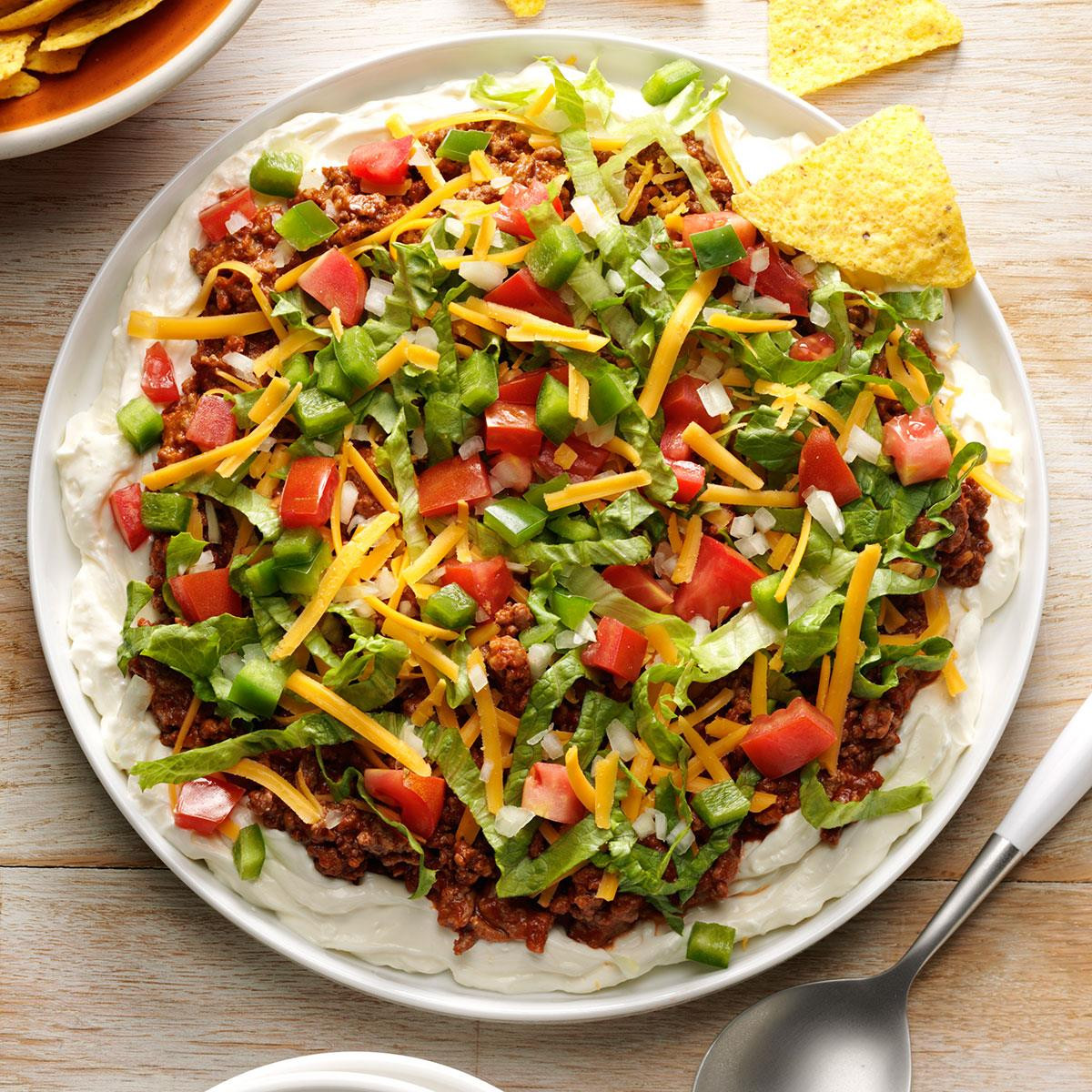 Layered Taco Dip With Ground Beef
 7 layer taco dip with ground beef