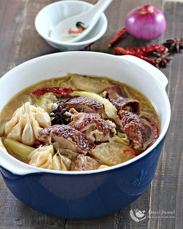 Leftover Duck Recipes
 Braised Chinese Mustard with Roast Duck 芥菜焖烧鸭 Anncoo Journal