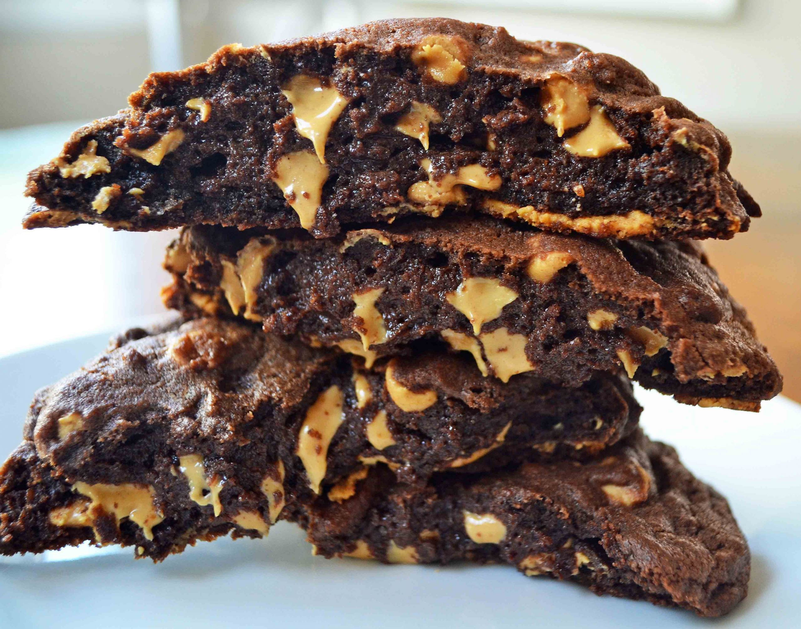 Levain Bakery Cookies Recipe
 Levain Bakery Dark Chocolate Peanut Butter Chip Cookies