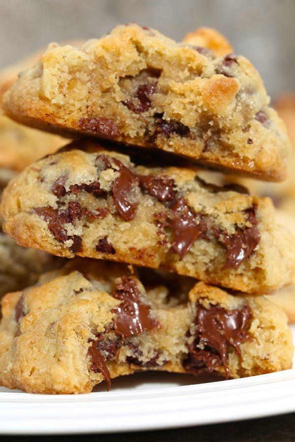 Levain Bakery Cookies Recipe
 Levain Bakery Chocolate Chip Cookies
