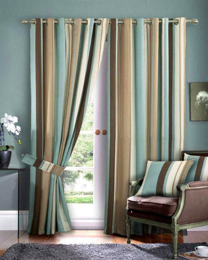 Light Blue Curtains Living Room
 17 Pleasant Blue and Brown Living Room Designs