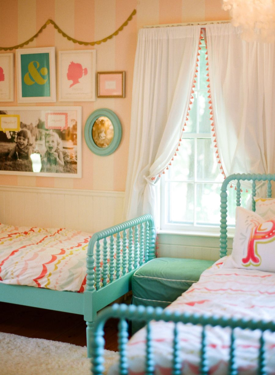 Little Kids Room
 20 Whimsical Toddler Bedrooms for Little Girls