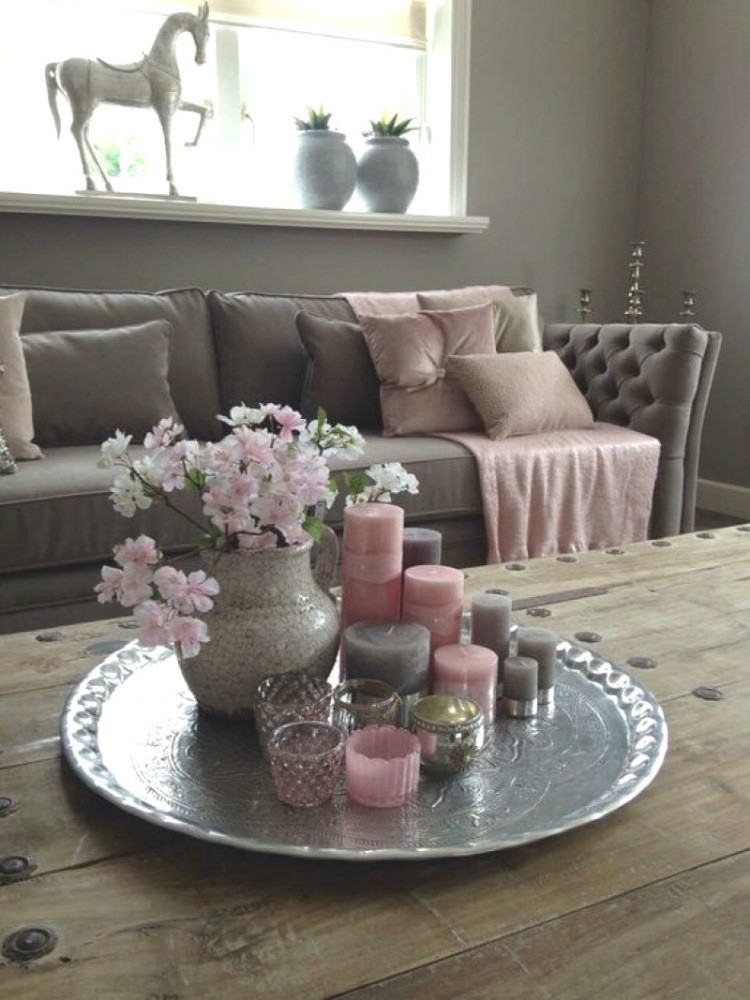 Living Room Center Table
 5 decoration tips on how to style your center table within