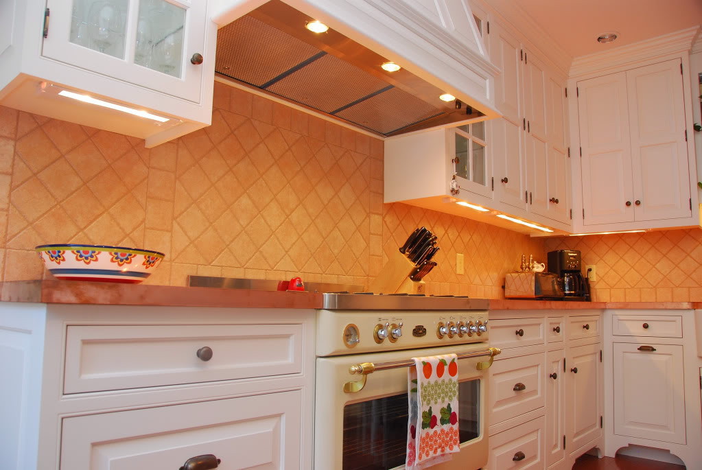 Low Voltage Kitchen Cabinet Lighting
 Installing low voltage under cabinet lighting WinLights