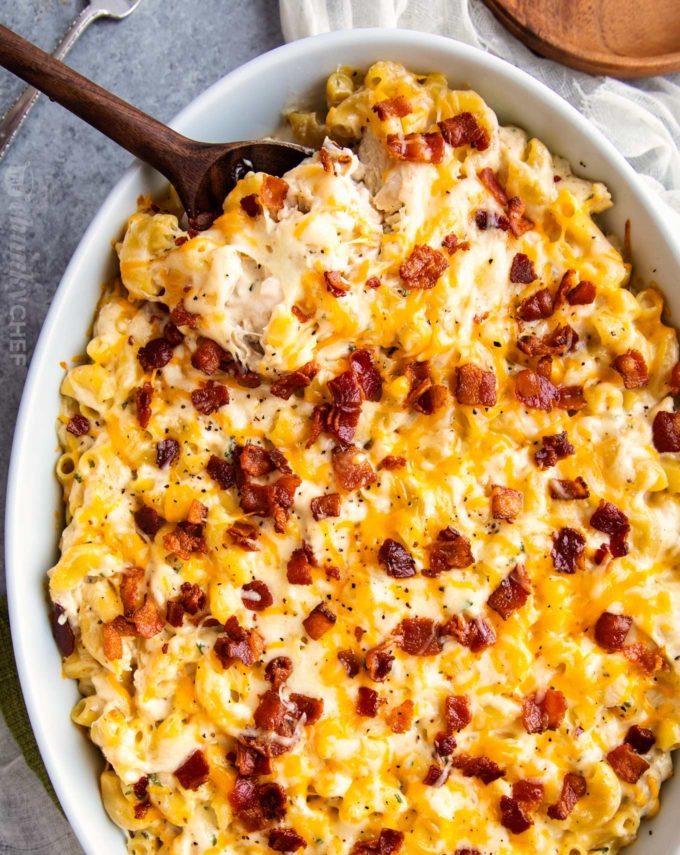 Macaroni And Cheese Casserole With Chicken
 Chicken Bacon Ranch Mac and Cheese Casserole The Chunky Chef