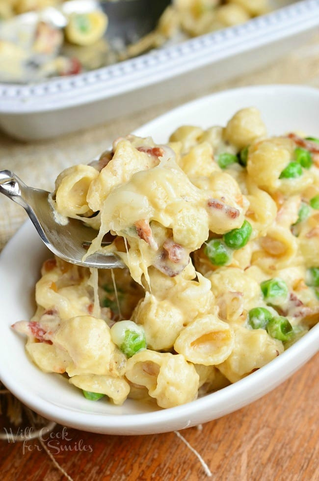 Macaroni Salad With Cheese And Peas
 pasta salad with peas and cheese