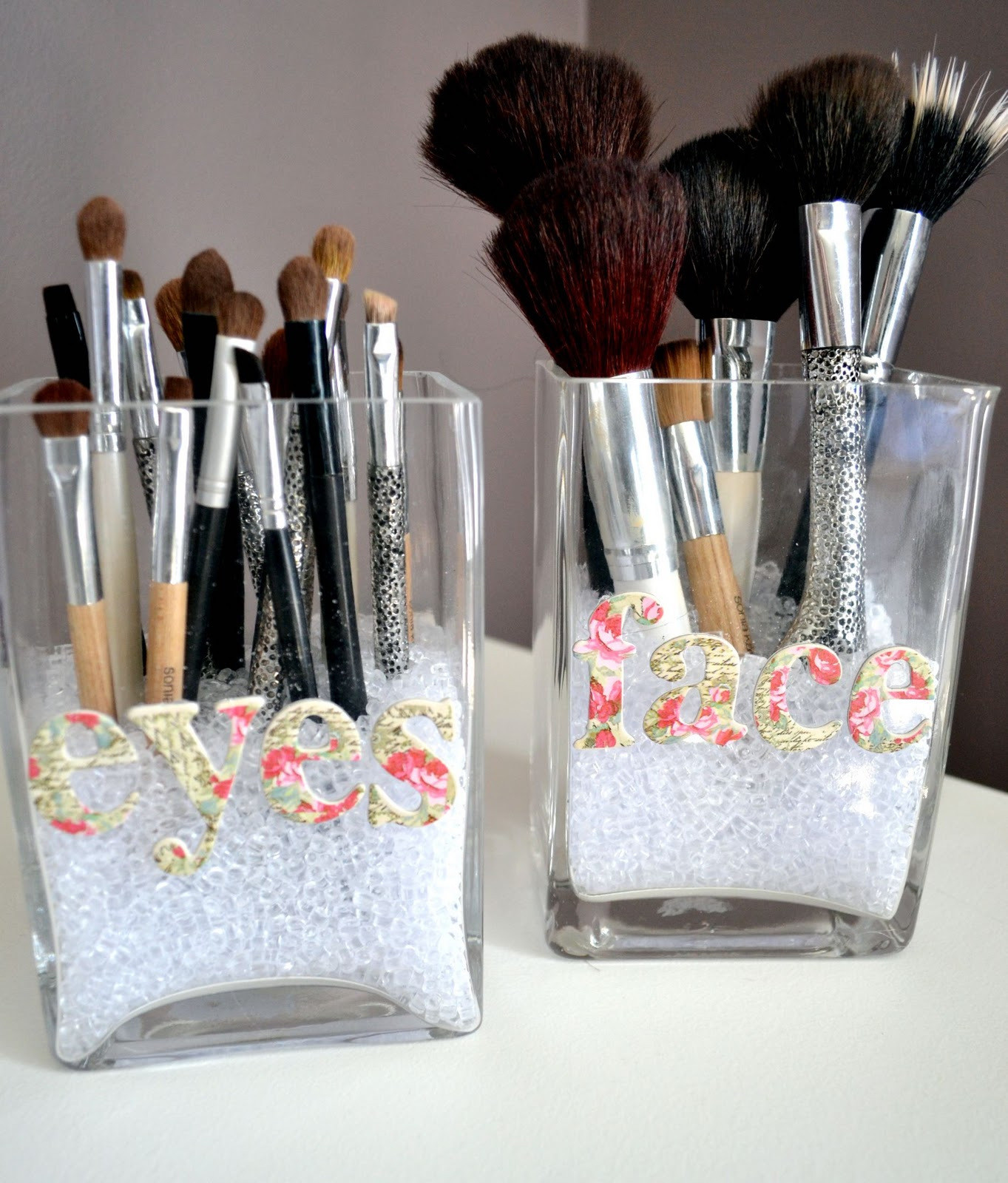 Makeup Brush Organizer DIY
 20 fun and easy makeup brush storage ideas The Indian