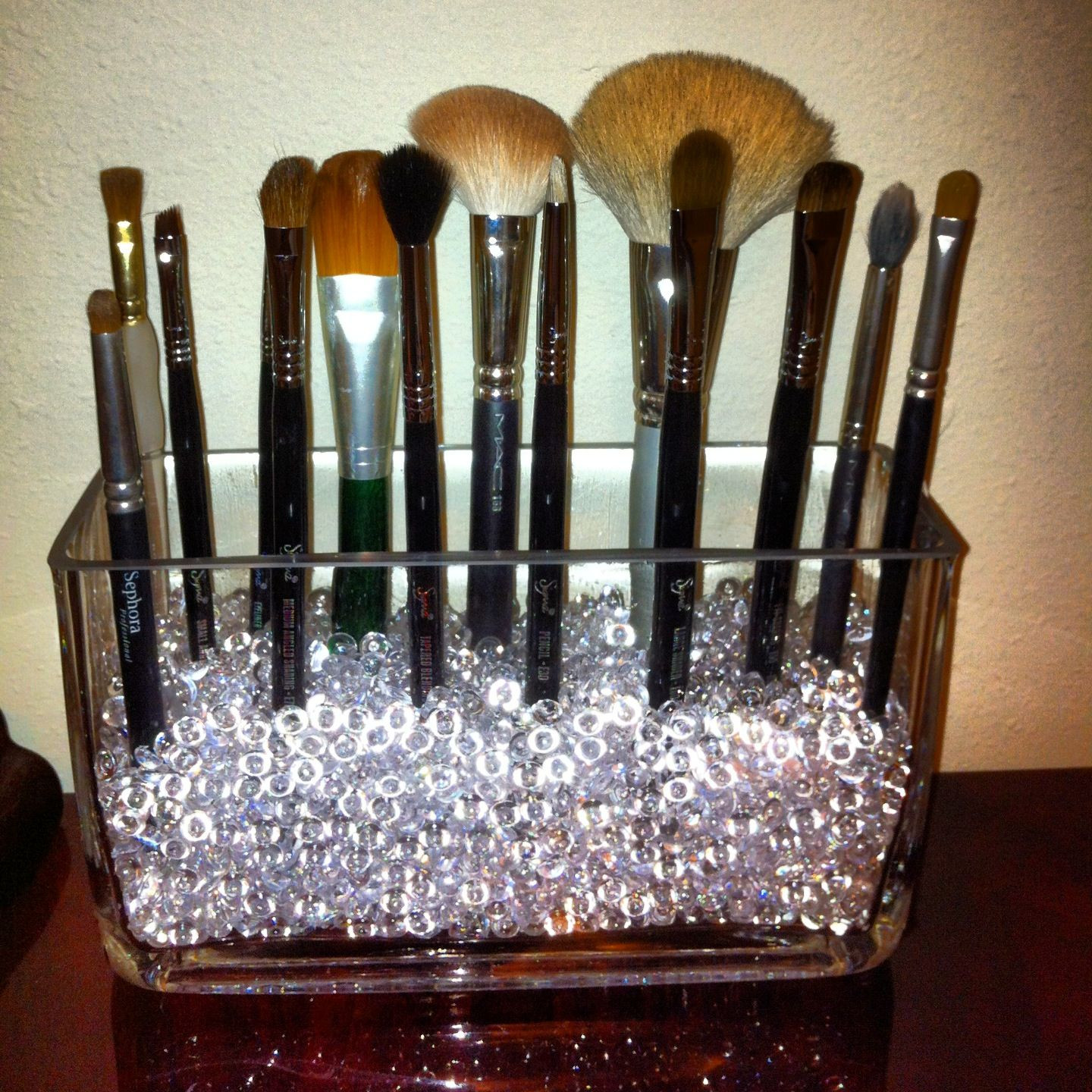 Makeup Brush Organizer DIY
 DIY makeup brush holder Health & Beauty