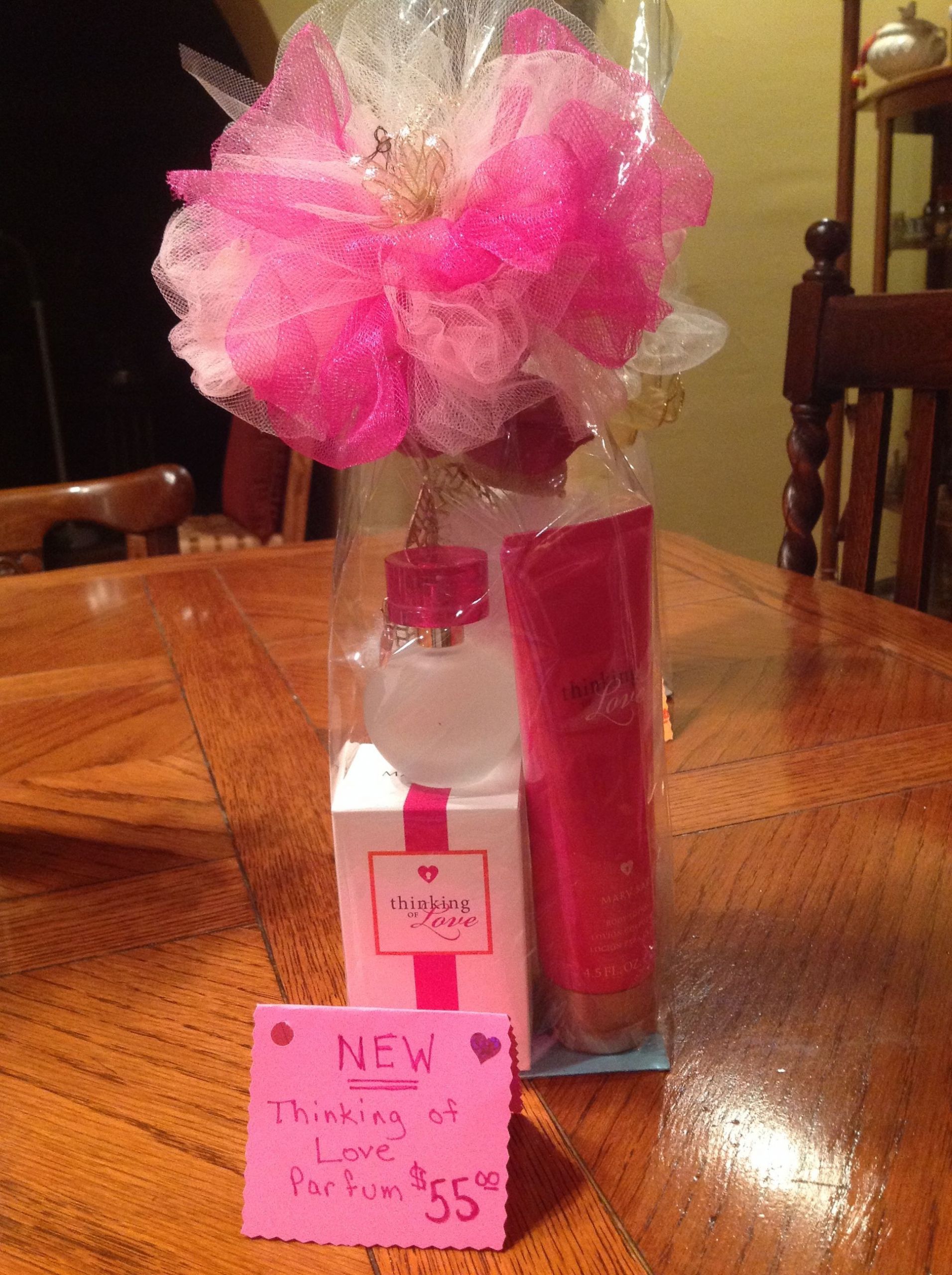Mary Kay Valentine Gift Ideas
 NEW Thinking of Love Eau de parfum and body lotion $55