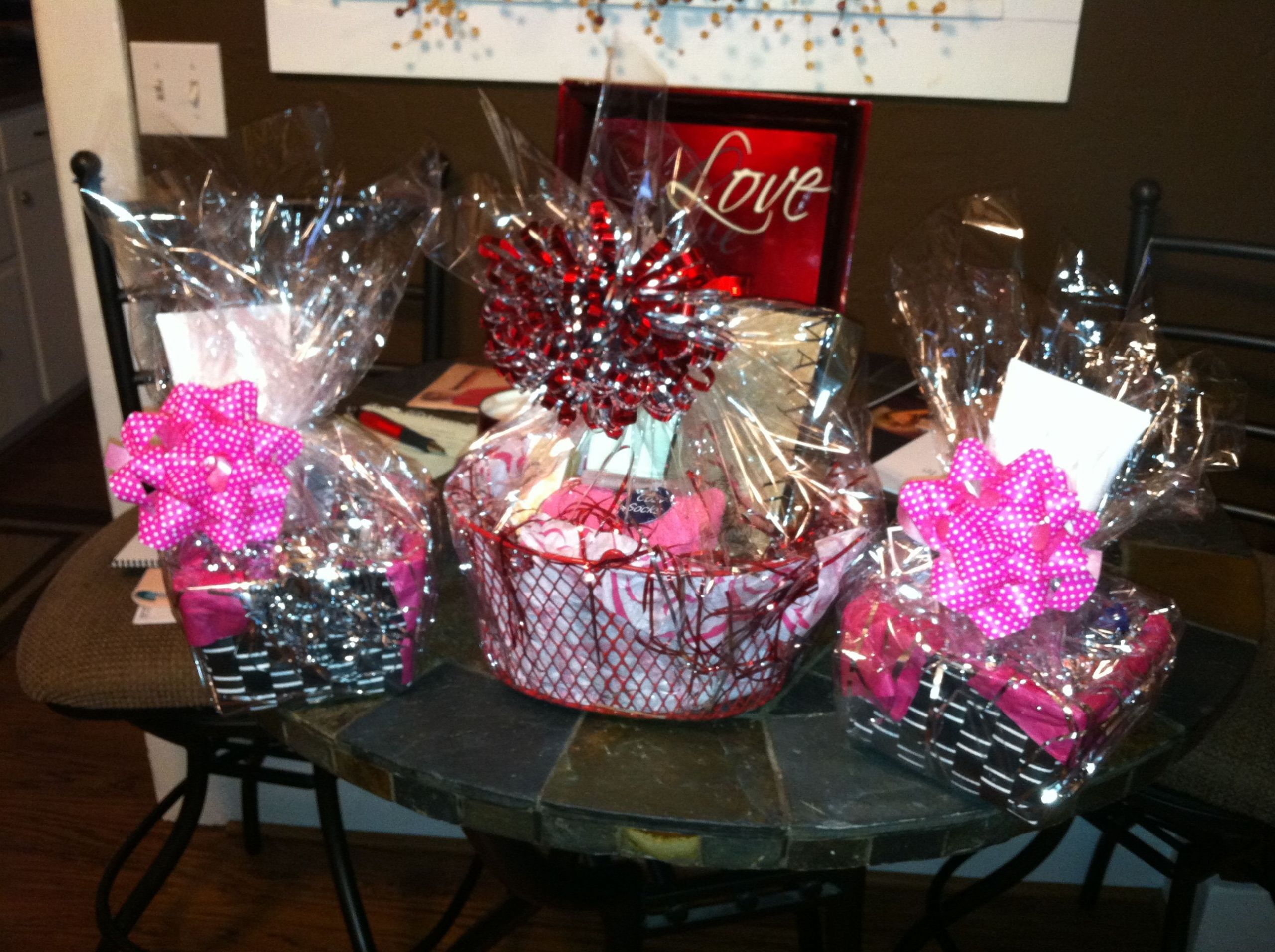 Mary Kay Valentine Gift Ideas
 Valentine Gift Baskets