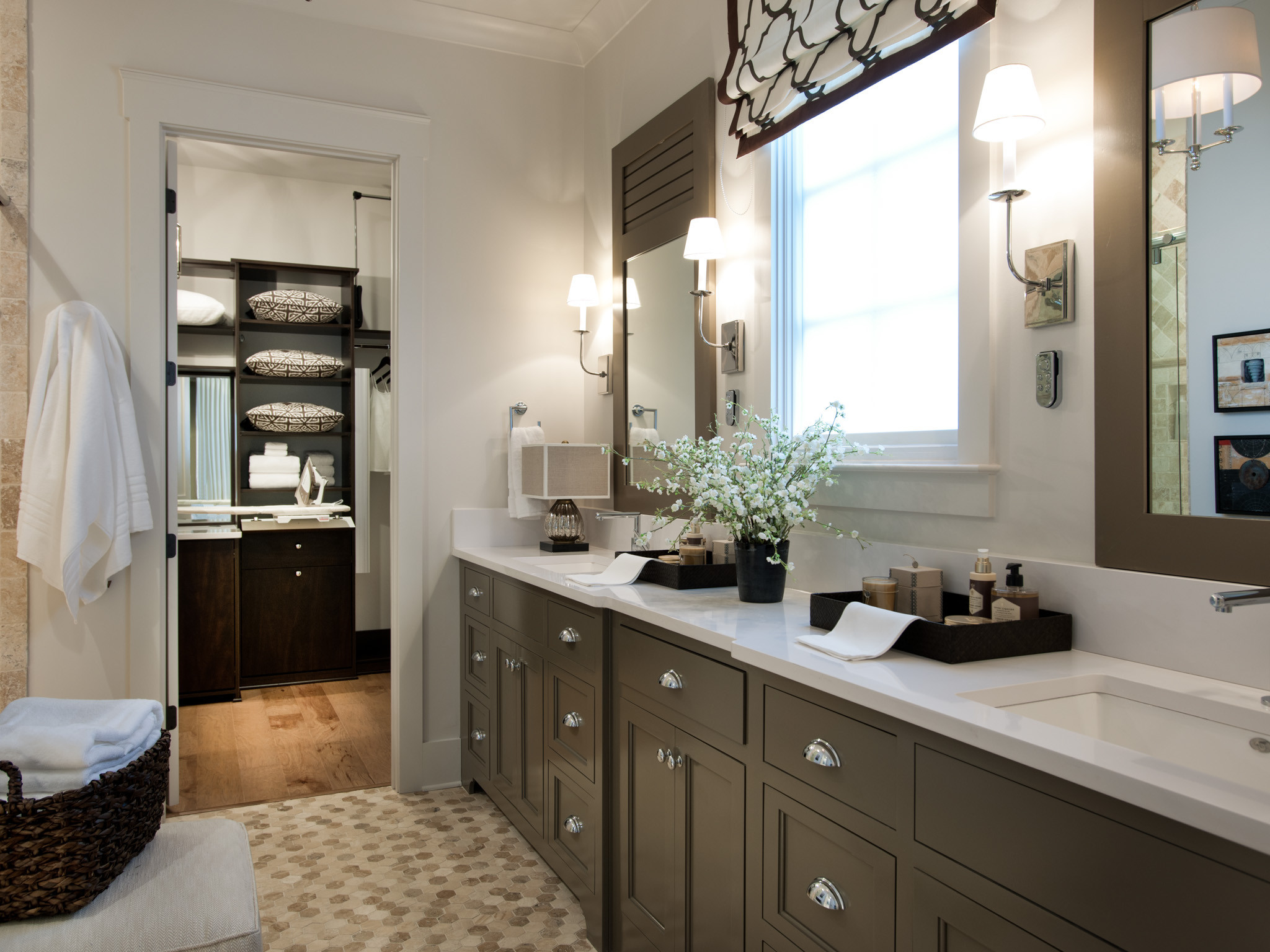 Master Bathroom Layout
 How to Improve Master Bathroom Designs in Better Way
