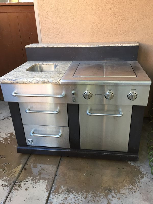 Master Forge Outdoor Kitchen
 Master Forge Modular Outdoor Kitchen 3 Burner BG179C
