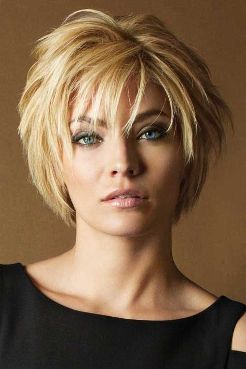 Medium Hairstyles For Fat Faces And Double Chins
 11 Short hairstyles for fat faces and double chins for