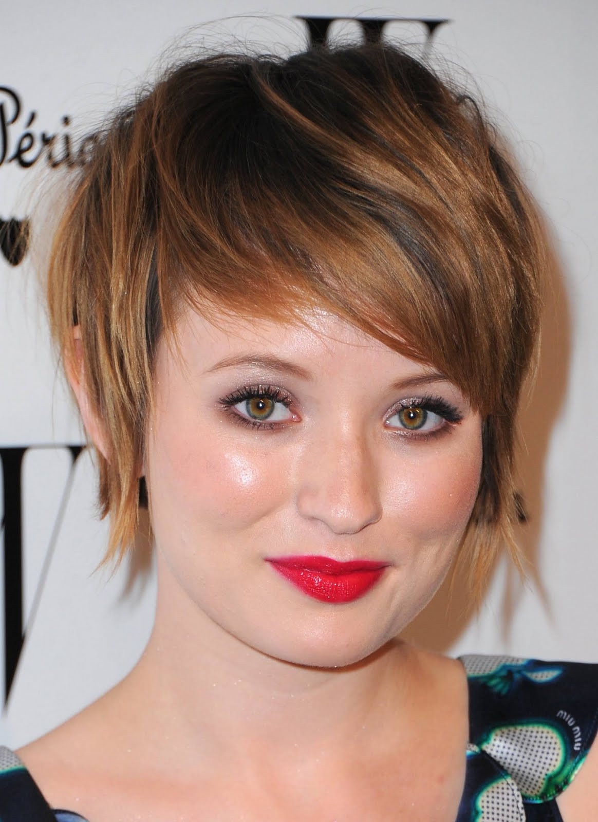 Medium Hairstyles Round Faces
 Short hairstyles for round faces
