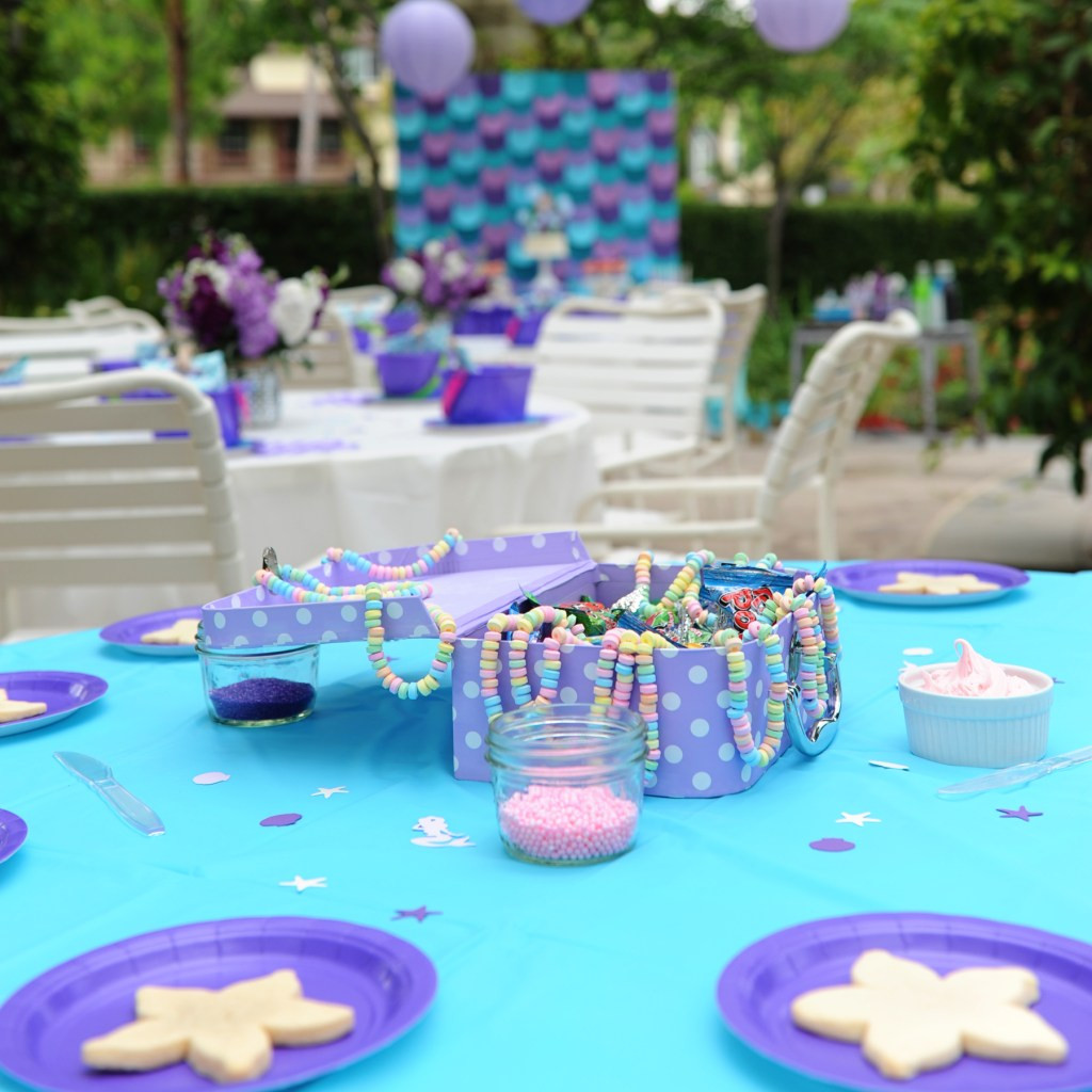 Mermaid Party Game Ideas
 Mermaid Birthday Pool Party Ideas DIY
