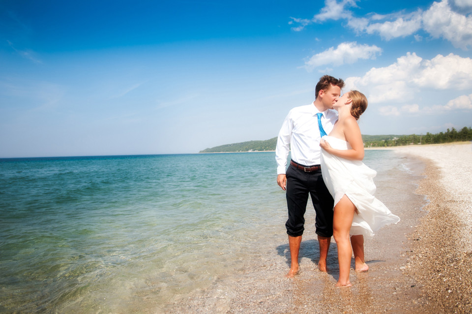 Michigan Beach Weddings
 Glen Arbor MI Beach Wedding graphy