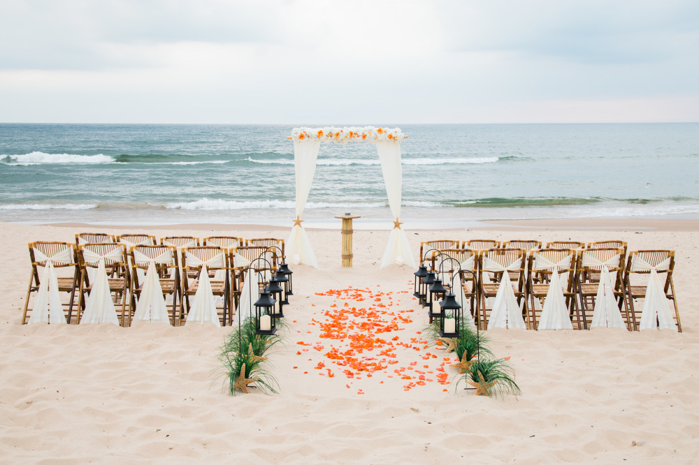 Michigan Beach Weddings
 My Barefoot Wedding