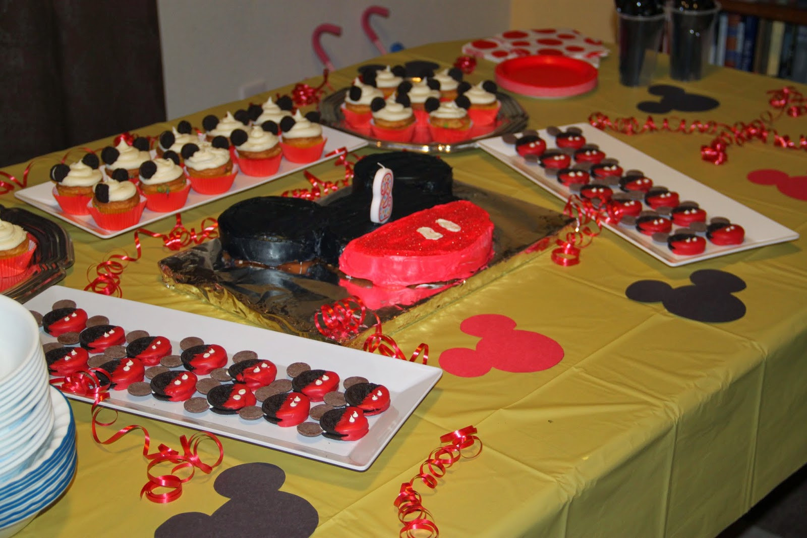 Mickey Mouse Birthday Decorations DIY
 Homemade Happiness Mickey Mouse Birthday Party