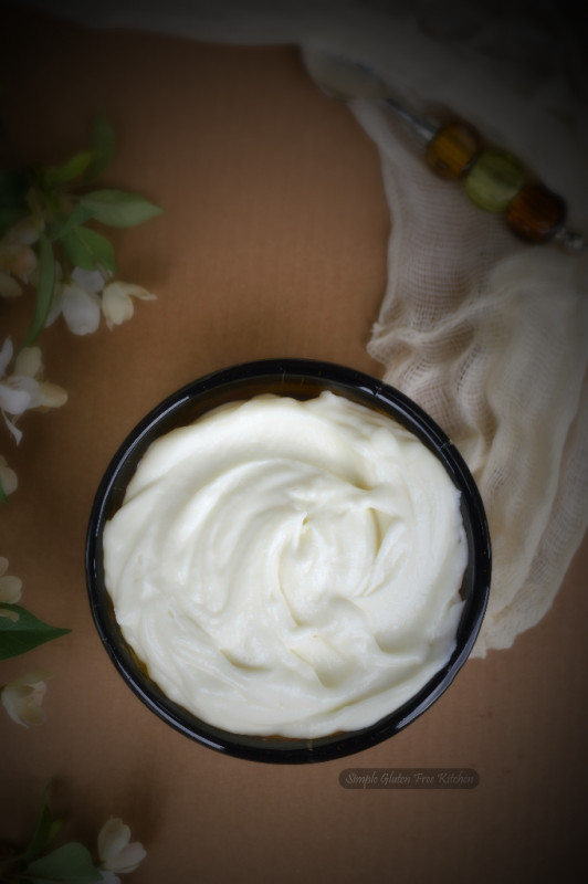 Middle Eastern Garlic Sauce Recipes
 Toum The Middle Eastern Garlic Sauce – Simple Gluten Free