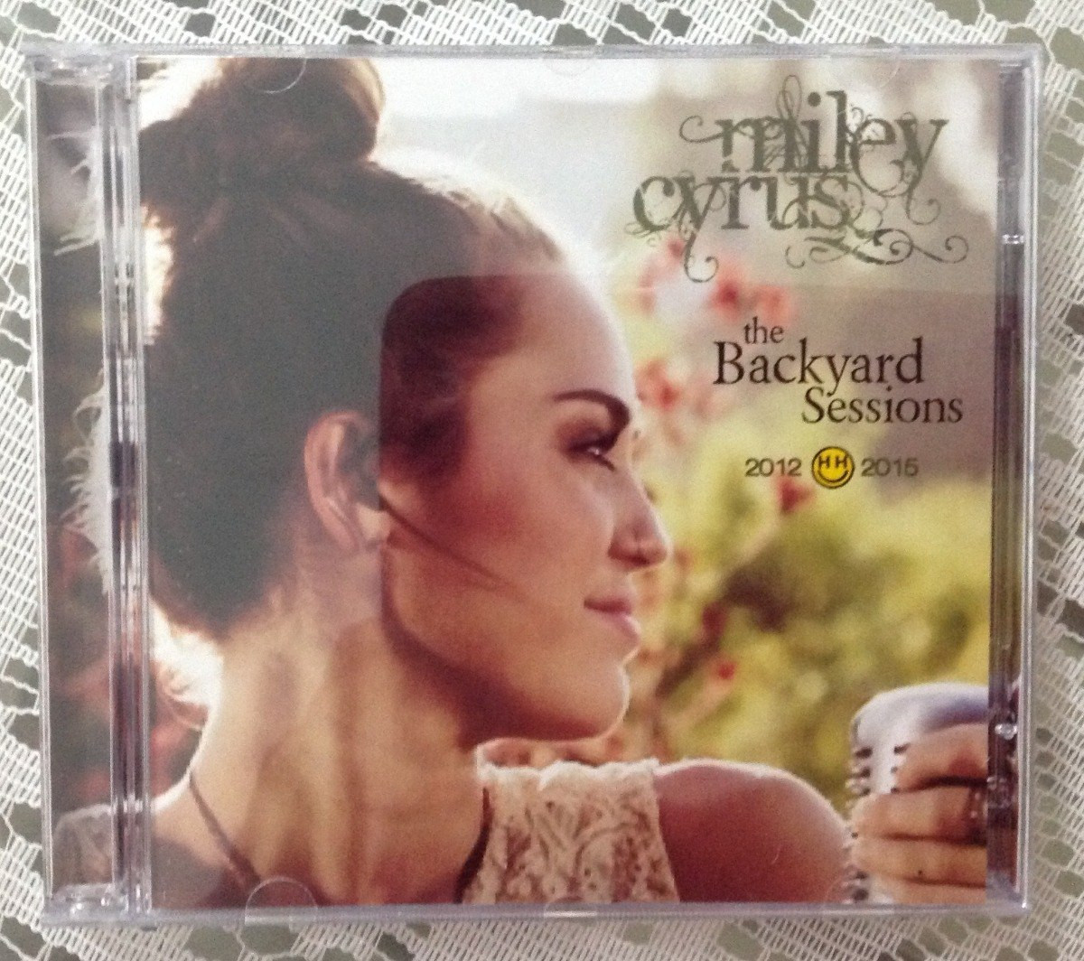 Miley Cyrus Backyard Sessions Album
 Miley Cyrus The Backyard Sessions 2012 2015 Cd Dvd