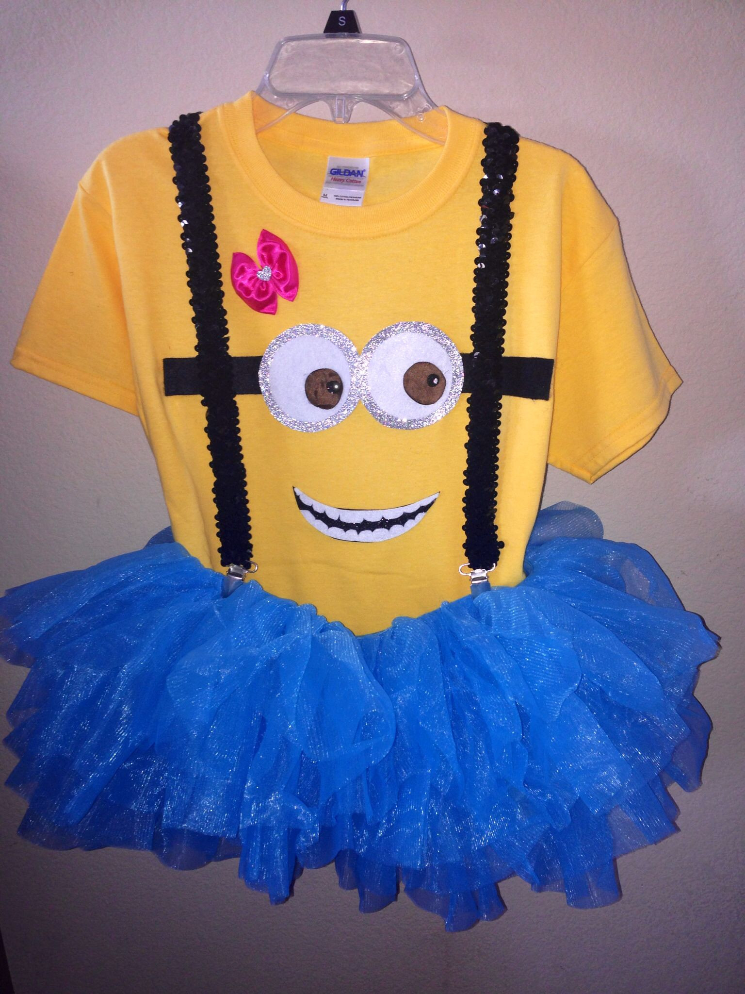 Minion Costume DIY Adults
 Homemade minion costume For my Living Dolls